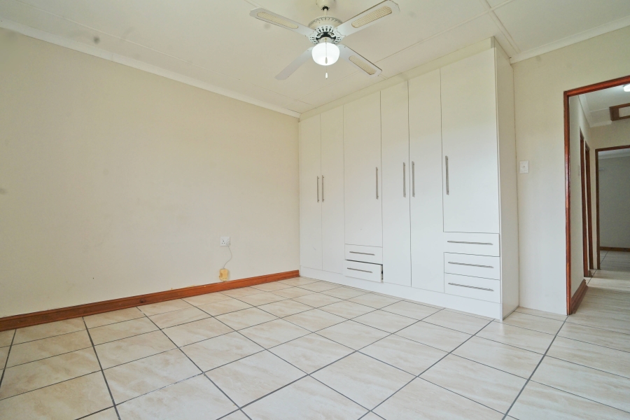 4 Bedroom Property for Sale in Kaysers Beach Eastern Cape